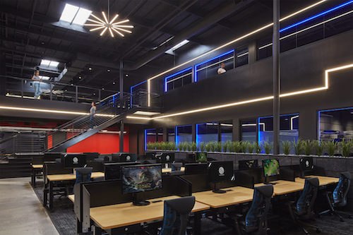 選手とスタッフ