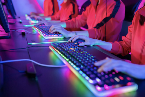 eスポーツ高等学院とは